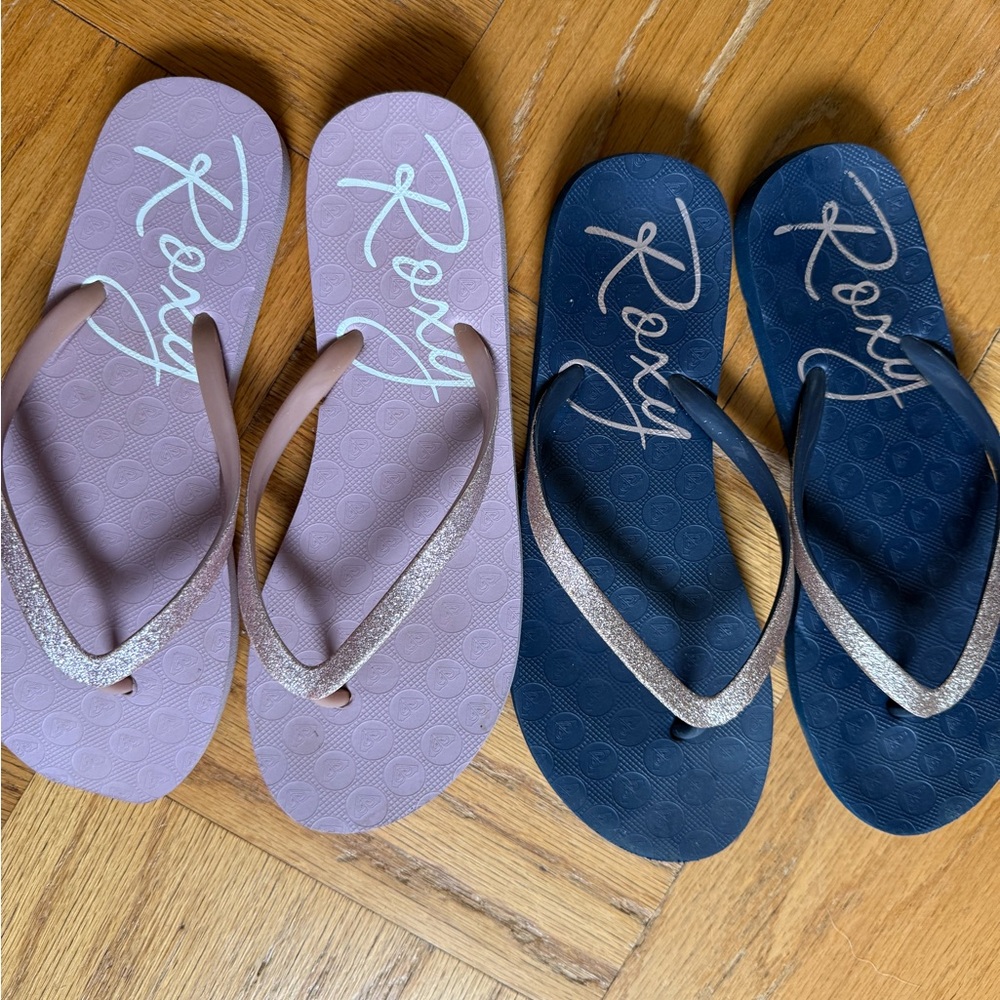 Roxy Sandals in Pink and Navy